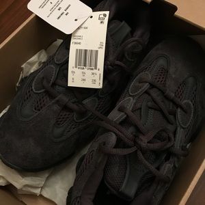 Yeezy 500